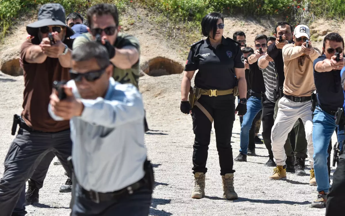 Antalya\'da 18 Bin Polis Gerçekçi Eğitim Alıyor