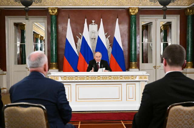 Putin'den gece yarısı ateşkes kararı: Ukrayna ile görüşmeler İstanbul'da yapılsın