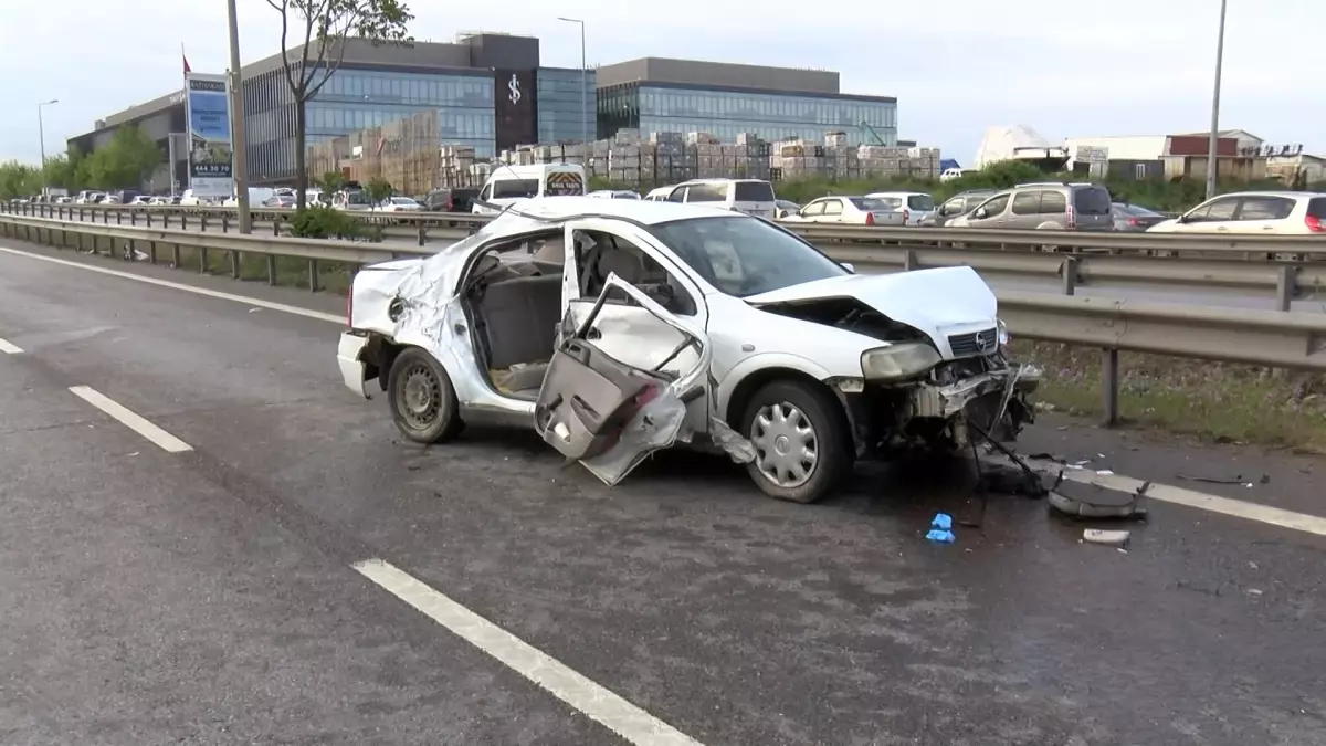Tuzla\'da feci kaza: 1 ölü, 4 yaralı