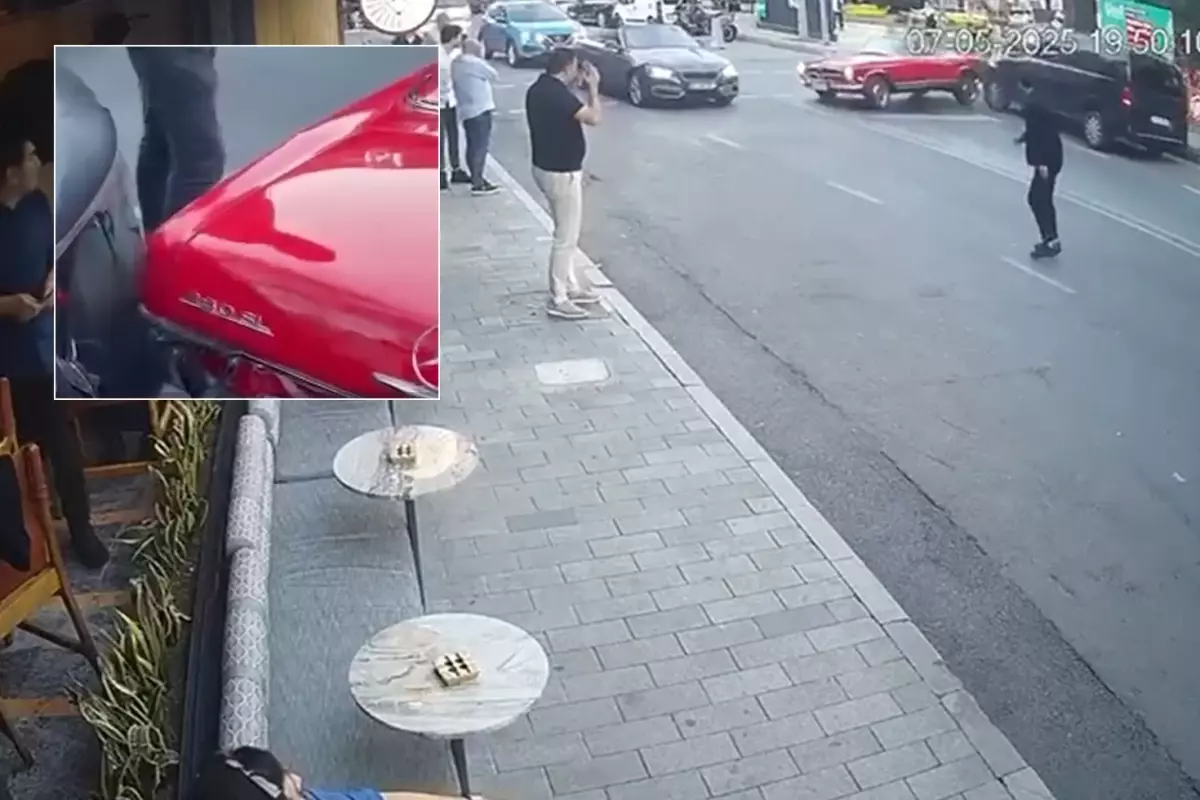 Vale klasik araçla kaza yaptı, sahibi sadece bakakaldı