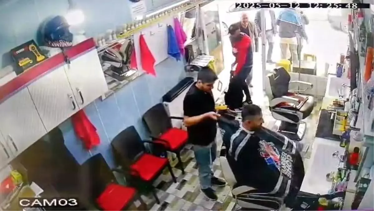 Berberdeki Deprem Panik Anları