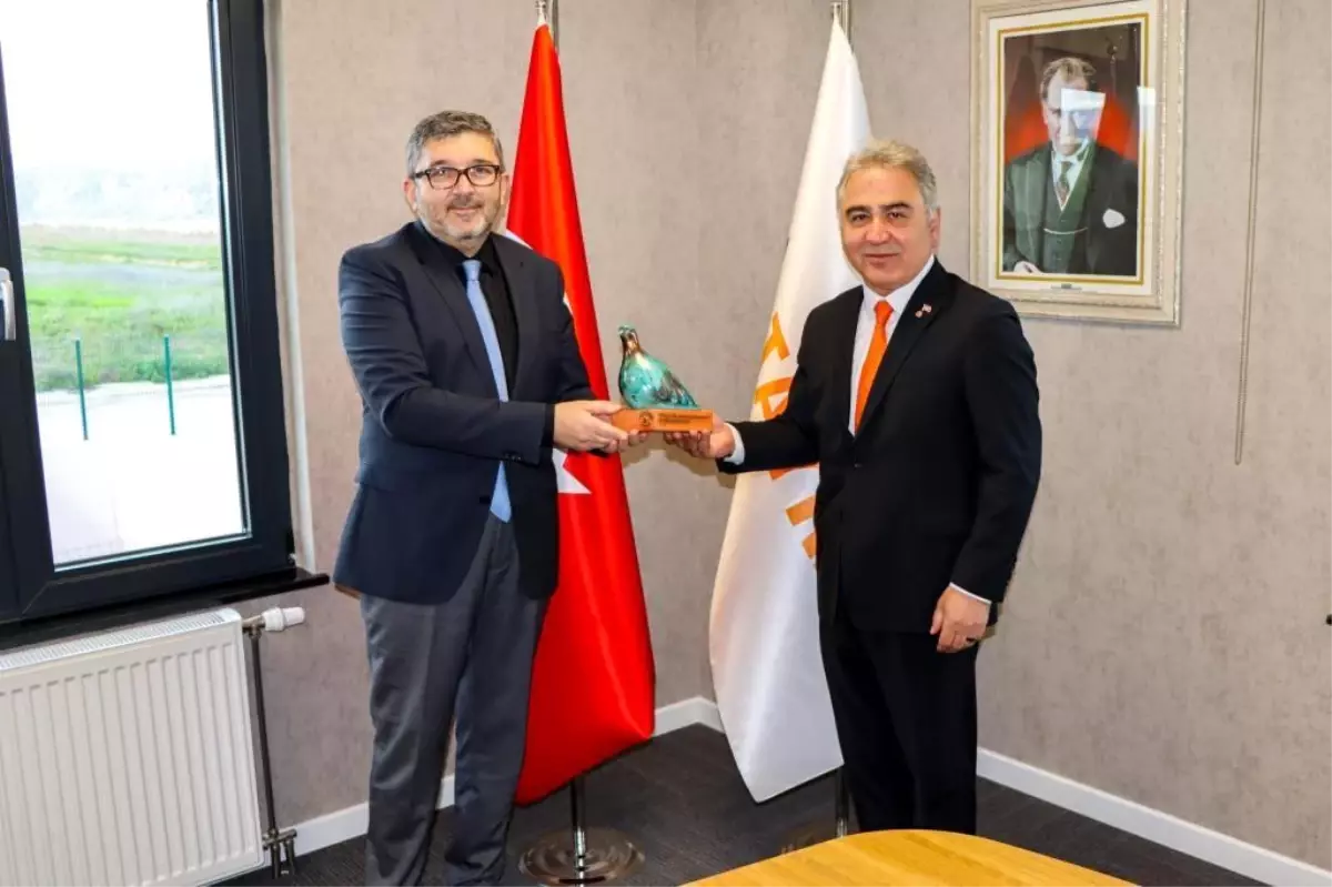 BŞEÜ\'den Sanayi İşbirliği Vurgusu