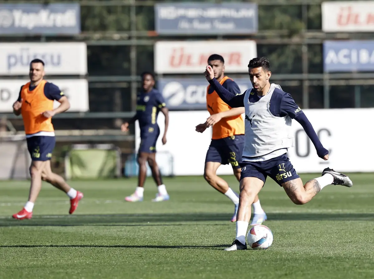 Fenerbahçe, Eyüpspor Maçına Hazırlanıyor