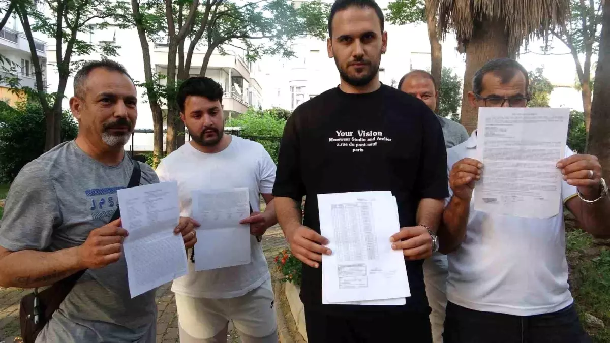 Antalya\'da Araç Dolandırıcılığı: 10 Şüpheli Yakalandı