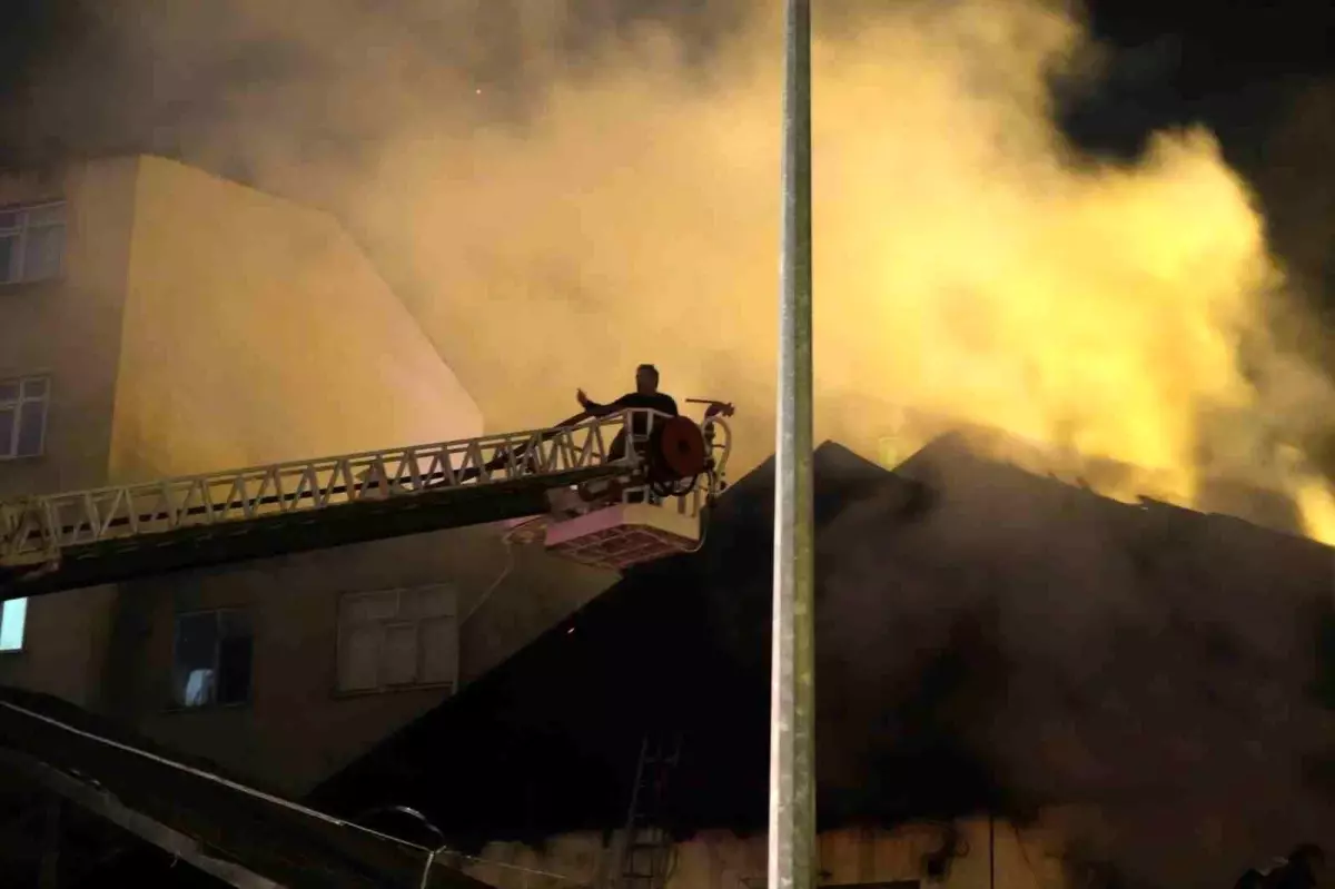 Gümüşhane\'de Gece Yangını