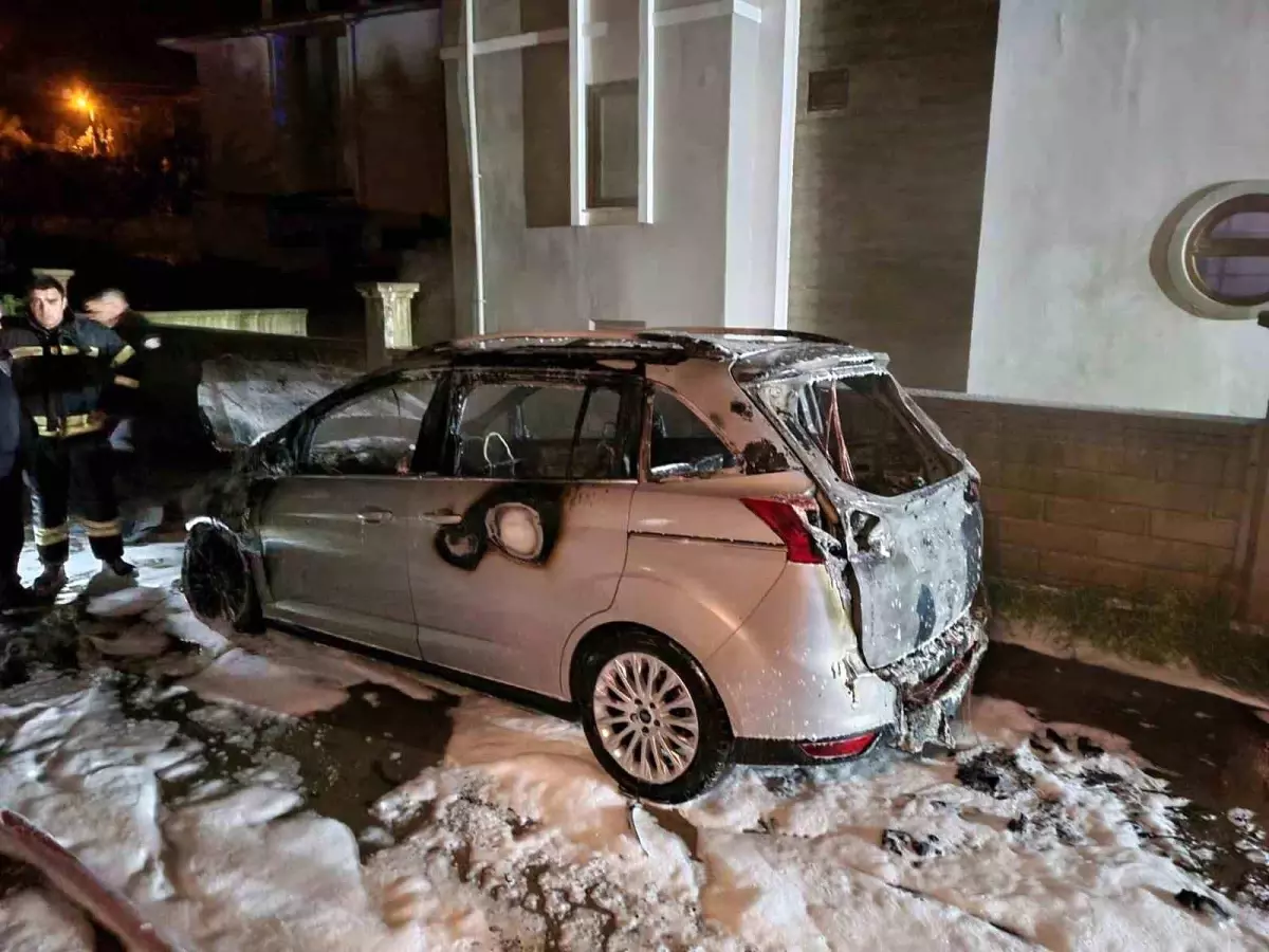 Muğla\'da Otomobil Yangını Kundaklama Şüphesiyle Soruşturma Başlatıldı