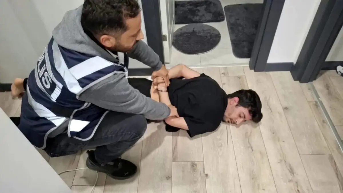 Bursa\'da Dolandırıcılık Operasyonu: 18 Gözaltı