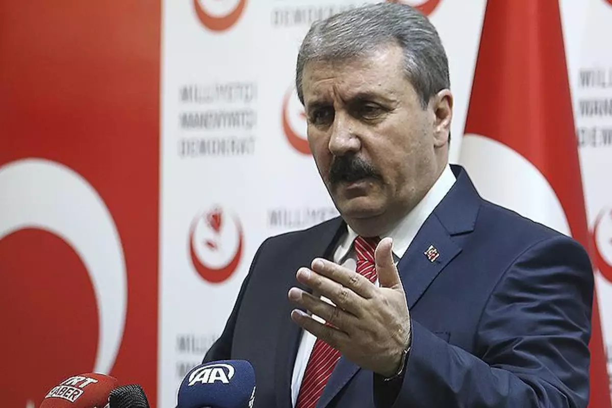 Büyük Birlik Partisi\'nden PKK\'nın fesih kararına ilk yorum: Çözüm değil, stratejik manevra