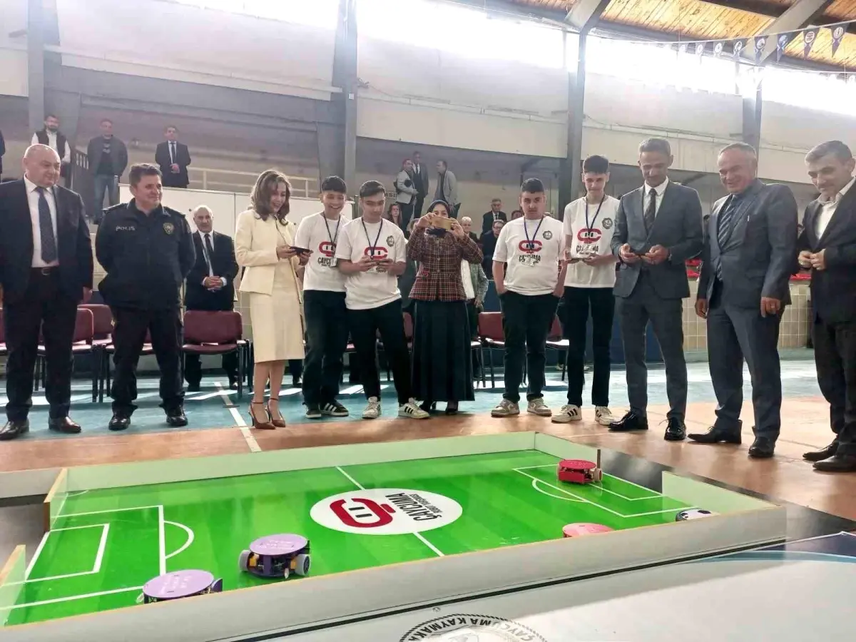 Çaycuma\'da İlk Robot Yarışması Düzenlendi