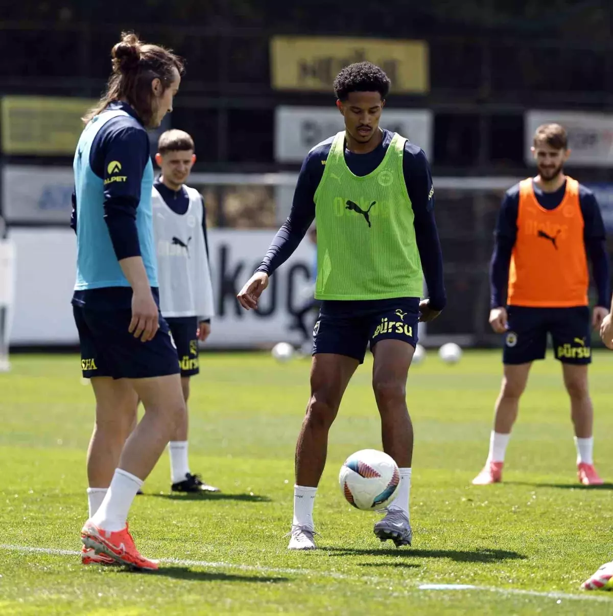 Fenerbahçe Eyüpspor Maçına Hazırlanıyor