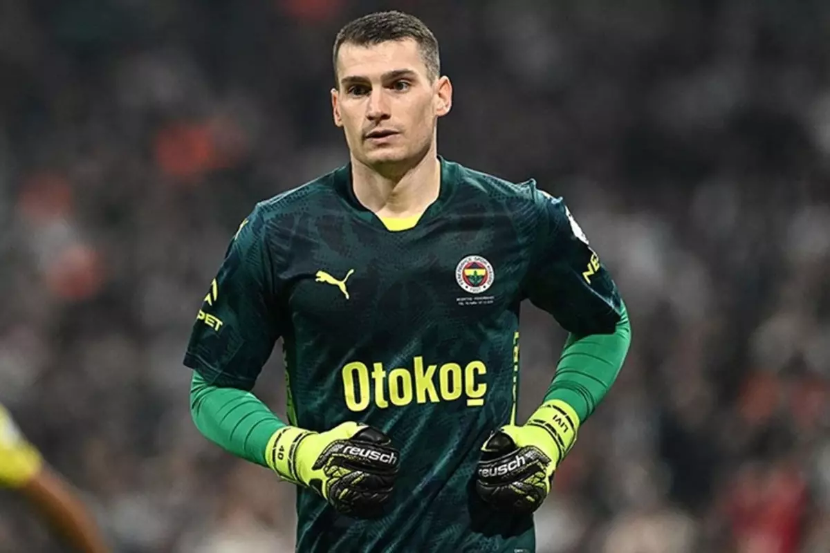 Fenerbahçe\'de Livakovic\'le yollar ayrılıyor! Yerine 70 milyon euroluk kaleci geliyor