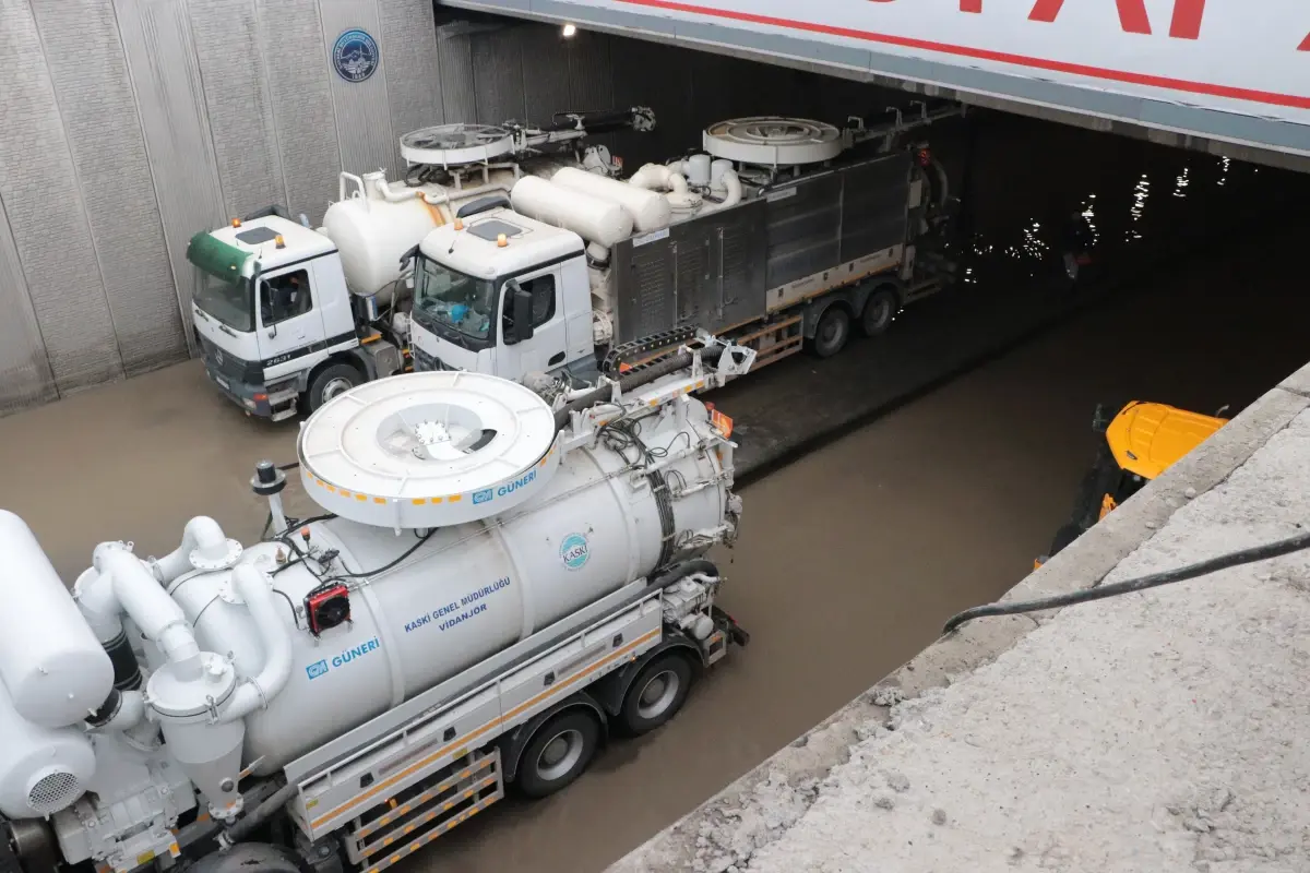 Kayseri\'de Sağanak Su Baskınlarına Neden Oldu