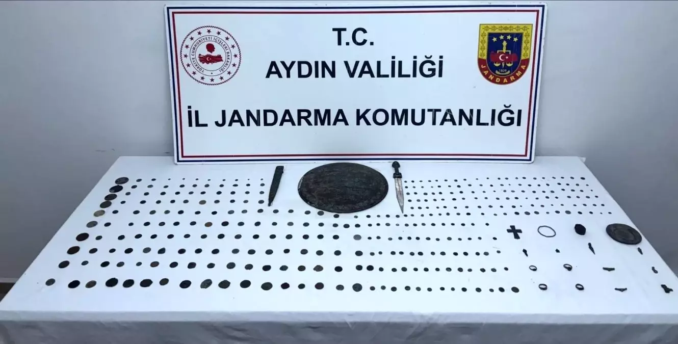 Kuşadası\'nda 5 Milyon TL Değerinde Tarihi Eserler Ele Geçirildi