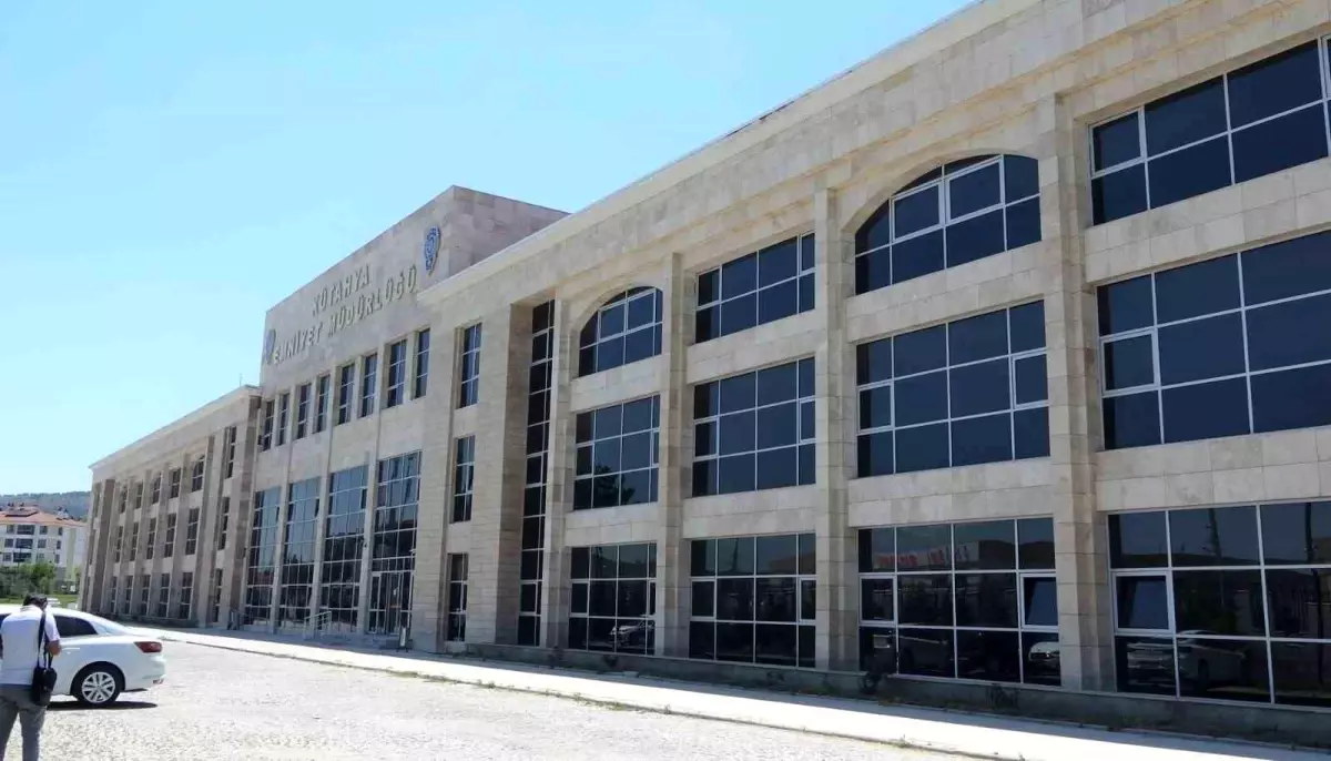 Kütahya\'da Hırsızlık Zanlılarına Operasyon