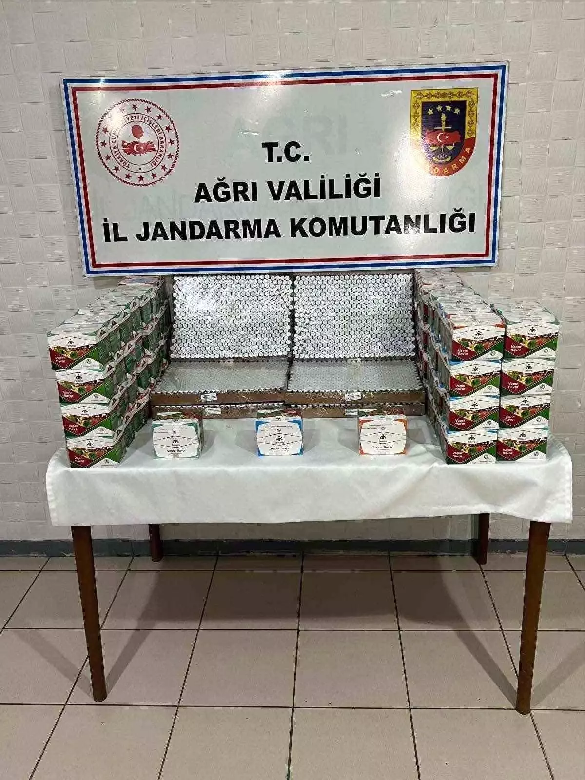 Ağrı\'da 3 Bin Botoks İlaçı ve 1500 Elektronik Sigara Ele Geçirildi