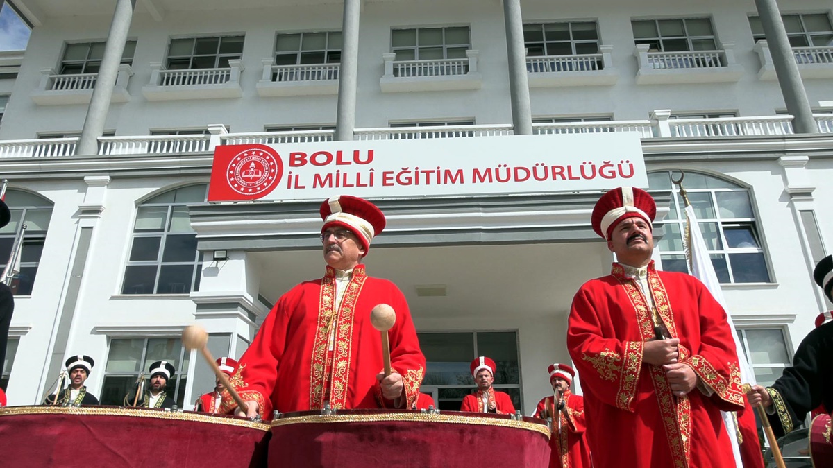 Bolu\'da Öğretmenlerden Mehter Takımı Kuruldu