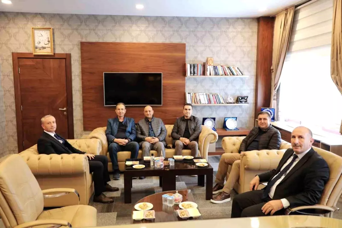 İstanbul\'dan Ağrı\'ya Eğitim Ziyareti