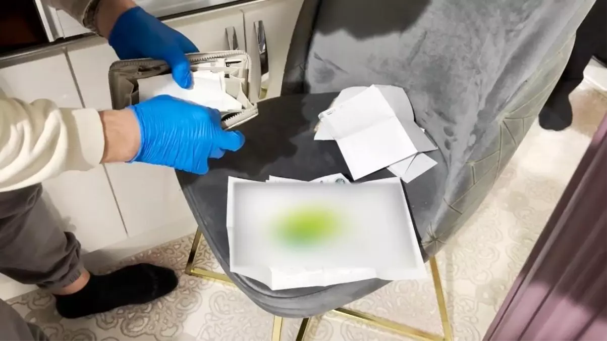 Konya\'da Sahte Ehliyet Operasyonu: 12 Gözaltı