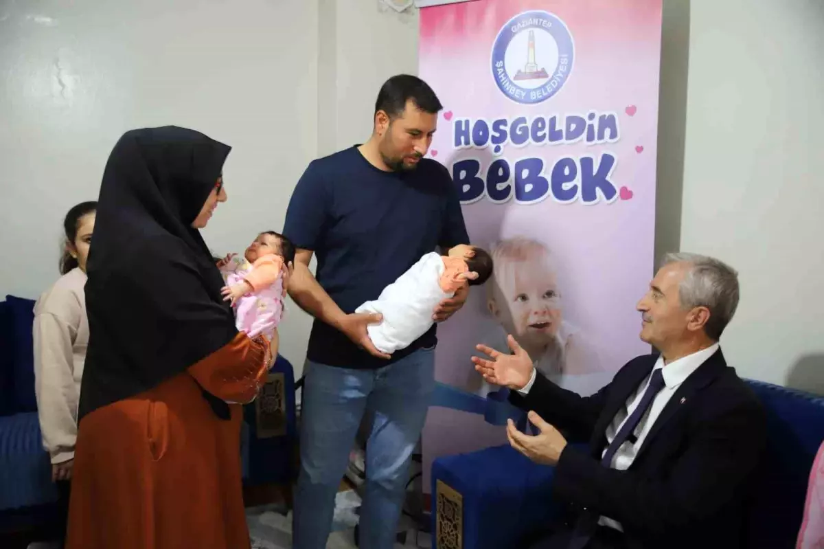 İkiz Bebek Sahibi Aileye Şahinbey Belediyesi\'nden Destek