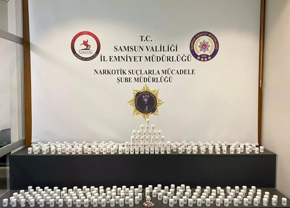 Samsun\'da Uyuşturucu Operasyonu: 14 Bin Hap Ele Geçirildi