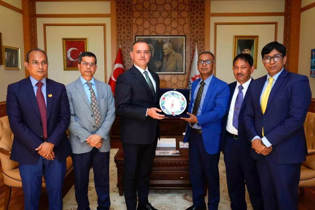 Sancaktepe Belediyesi\'nden Bangladeş Heyetine Katı Atık Çalışmaları Sunumu