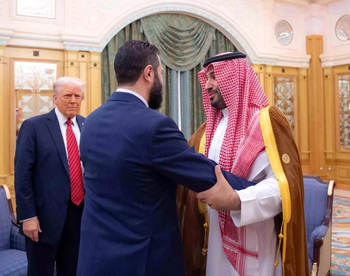 Trump, Riyad\'da eş-Şara ile görüştü