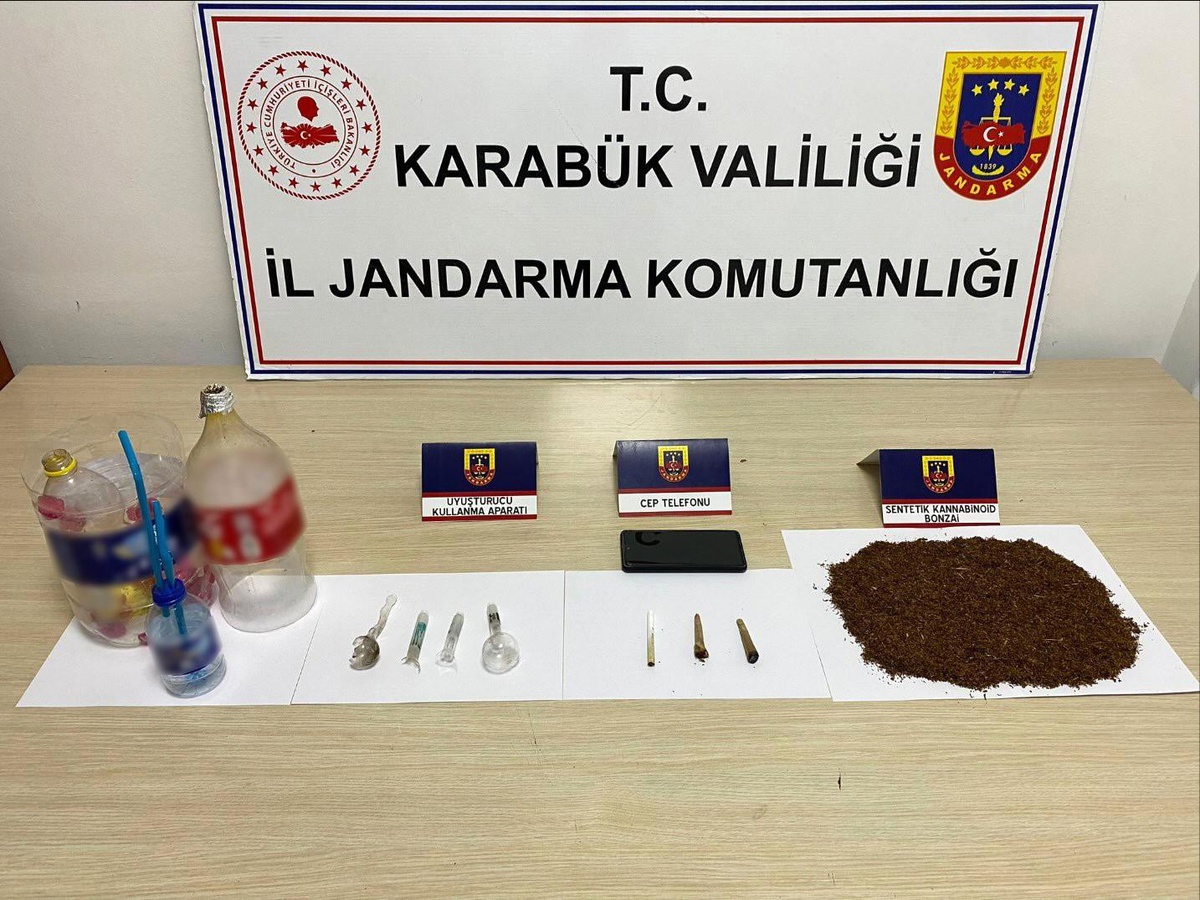 Karabük\'te Uyuşturucu Operasyonu: 2 Gözaltı