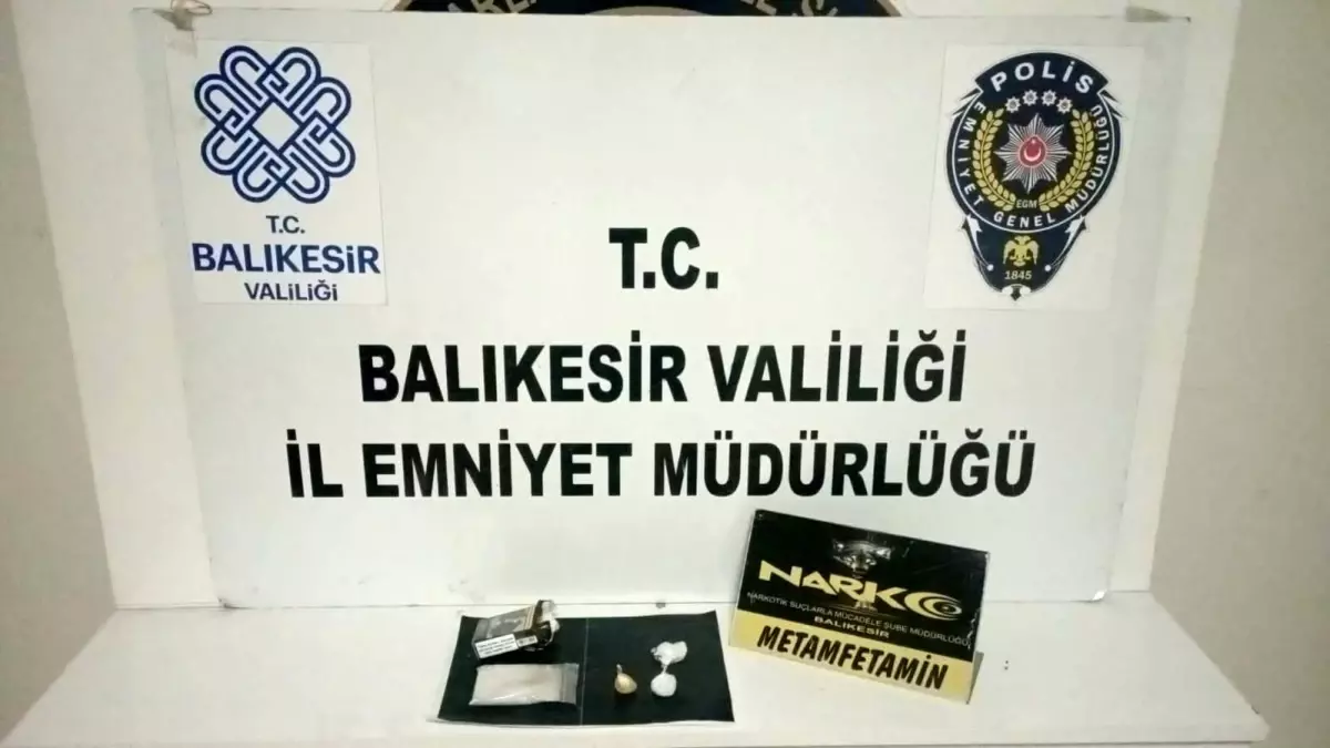 Balıkesir\'de Uyuşturucu Operasyonu: 3 Tutuklama