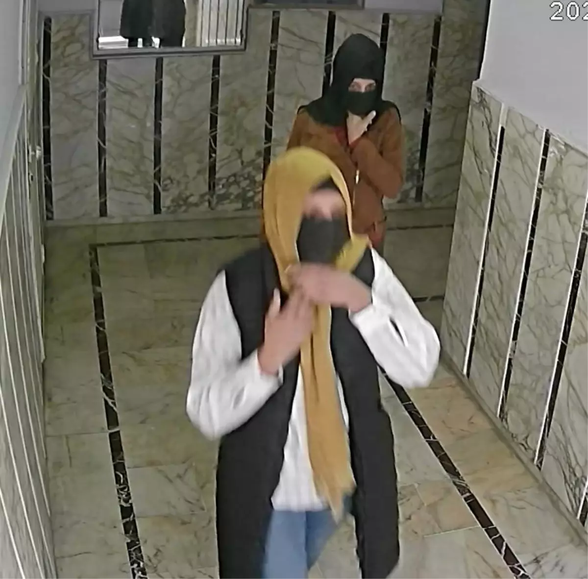 Adana\'da Hırsızlık Yaparken Yakalandılar