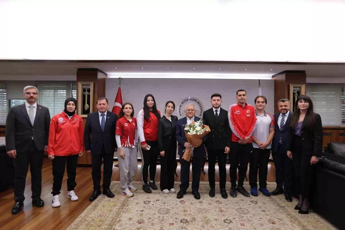 Başkan Büyükkılıç\'tan Gönül Belediyeciliği Örneği