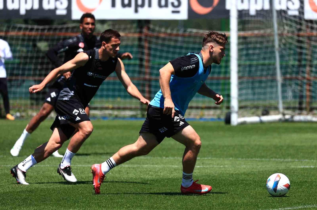 Beşiktaş, Alanyaspor Maçı İçin Hazırlanıyor