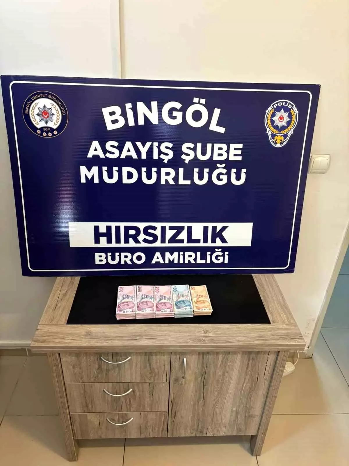 Bingöl\'de Unutulan Telefon Skandalı