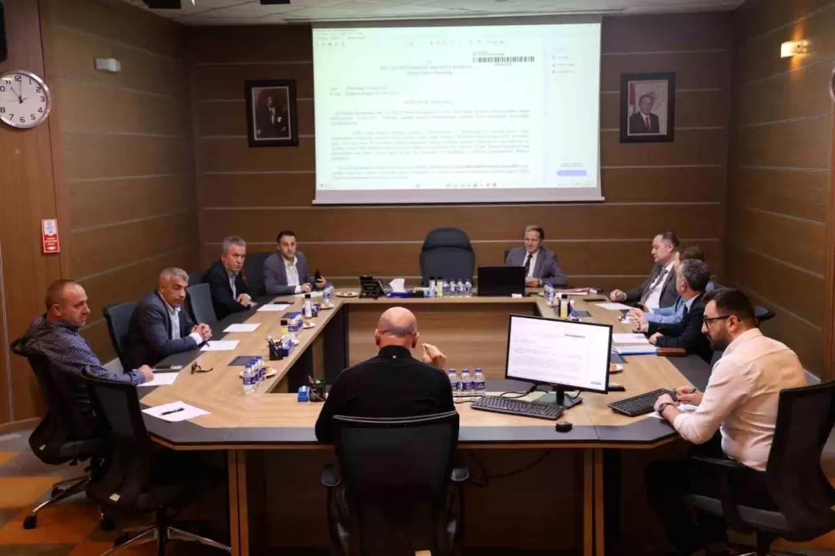 Kocaeli\'de Son Kullanma Tarihi Geçmiş Ürünlere 30 Markete Ceza