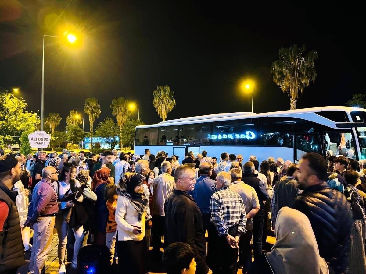Hacı Adayları Dualarla Uğurlandı