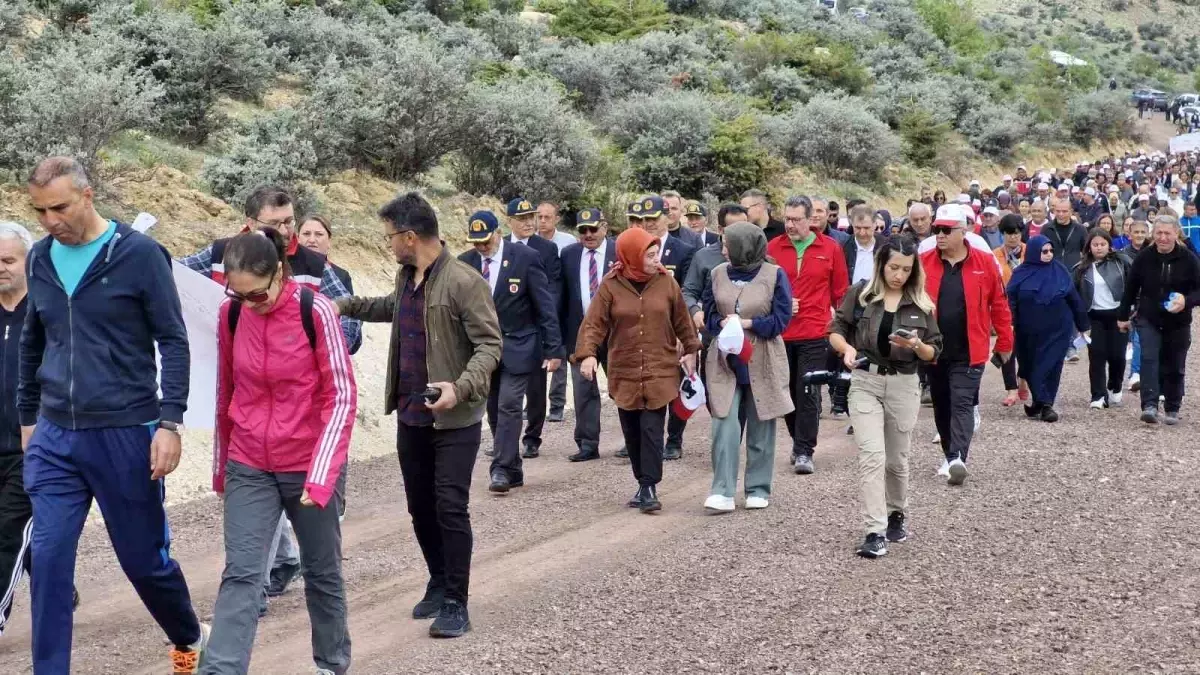 Karaman\'da Aile Haftası Yürüyüşü Düzenlendi