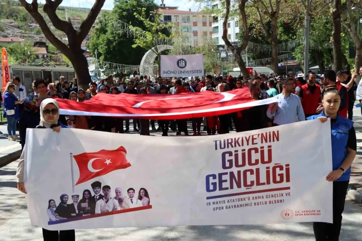 Malatya\'da Gençlik Haftası Coşkuyla Başladı