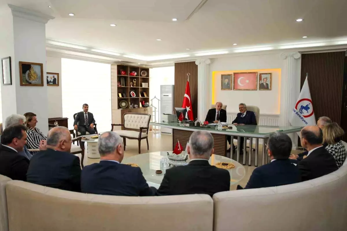 Düzce\'de Mobilya Kent Projesi İçin Önemli Toplantı