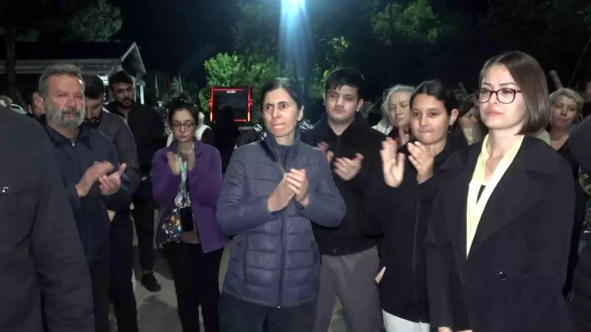 Bursa\'da Hayvan Barınağında Katliam: Onlarca Köpek İlaçla Öldürüldü