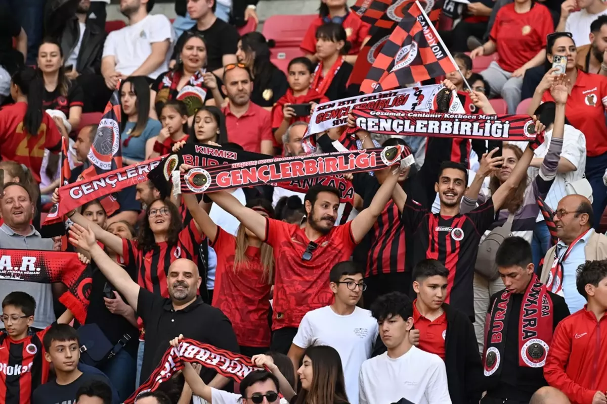 Süper Lig ekibi Gençlerbirliği\'nde şok etkisi yaratan gelişme