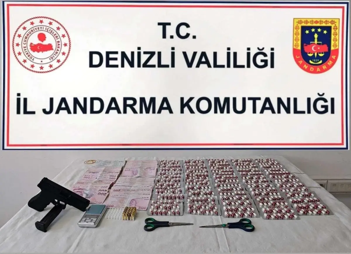 Denizli\'de Uyuşturucu Operasyonu: 3 Tutuklama