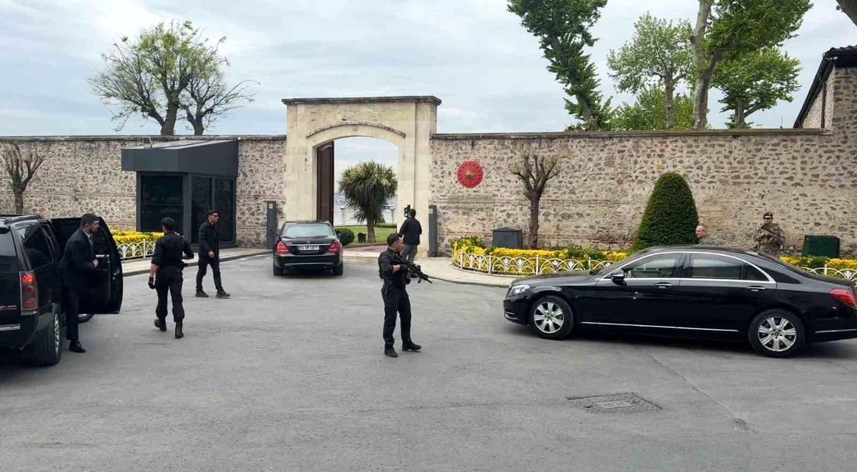 Barış Masası İçin Heyetler İstanbul\'da