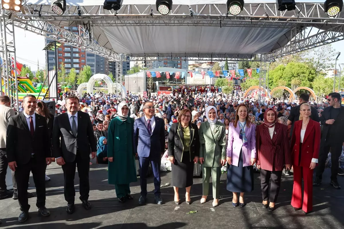 Gaziantep Büyükşehir Belediyesi\'nden Aile Festivali! Bakan Göktaş da katıldı