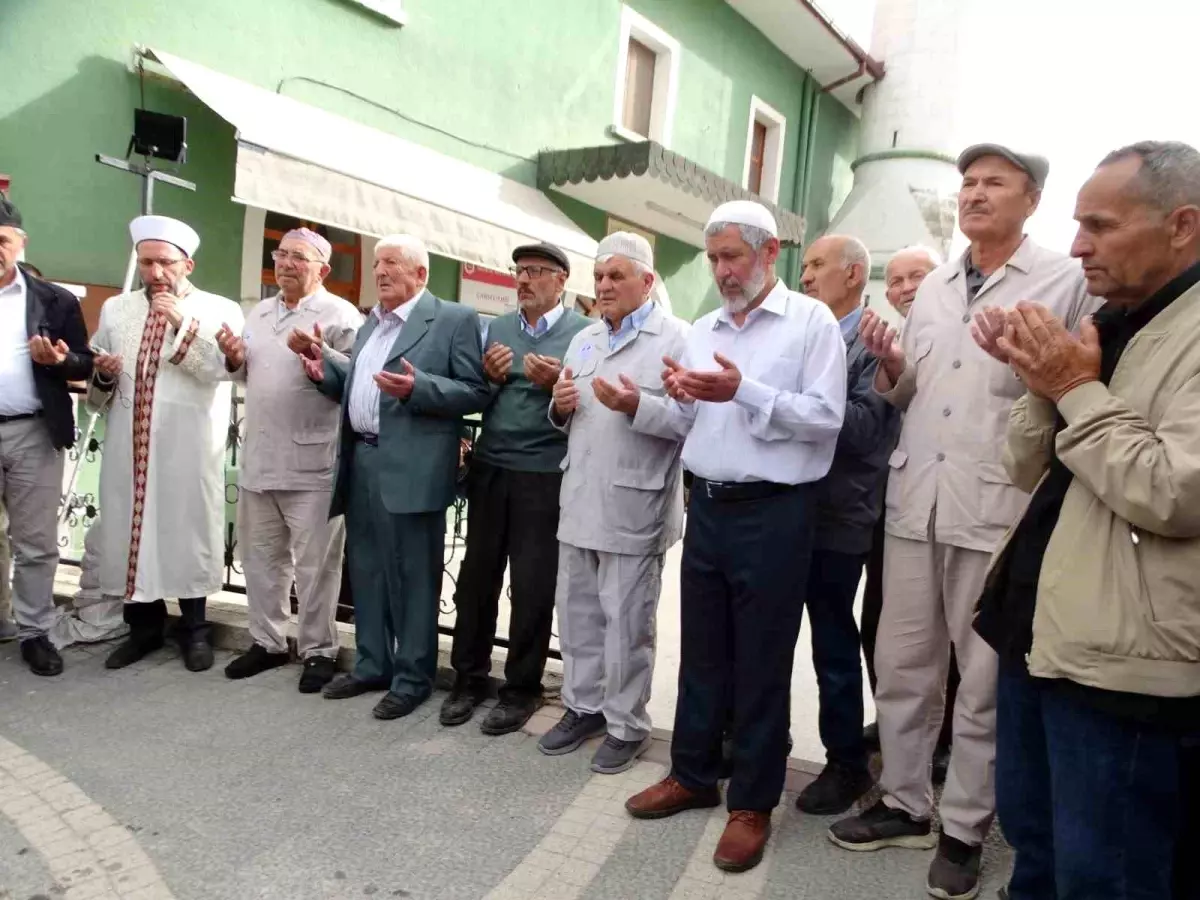 19 Hacı Adayı Uğurlandı