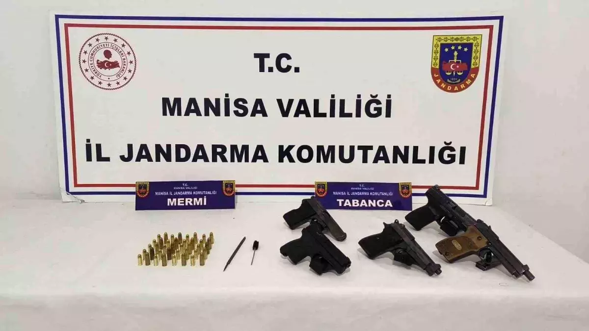 Manisa\'da Ruhsatsız Silah Operasyonu