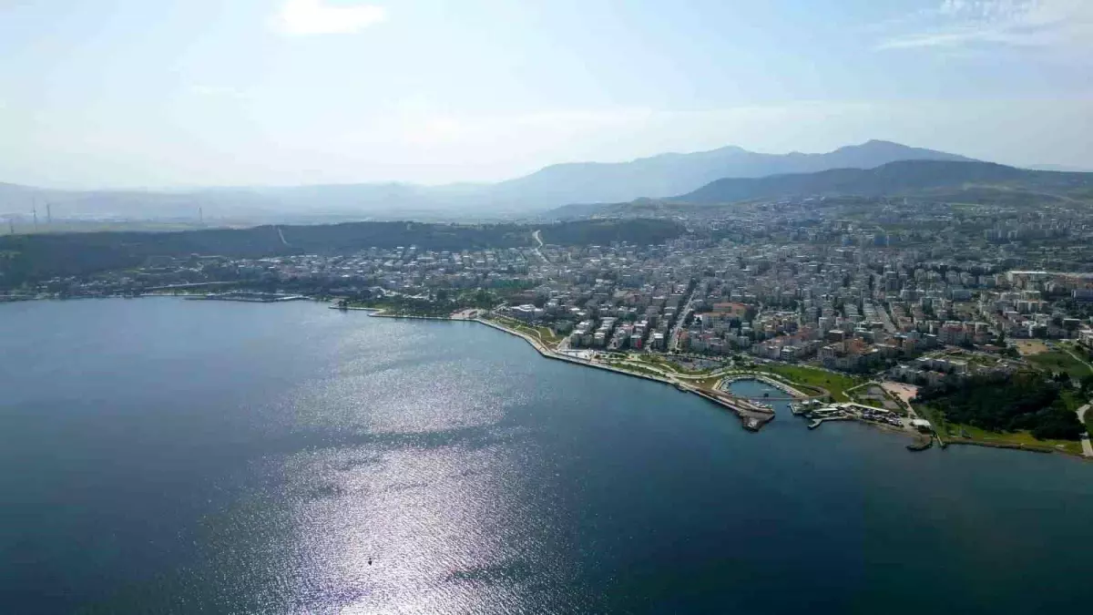 İzmir\'de Konut Satışları Yüzde 63,9 Arttı