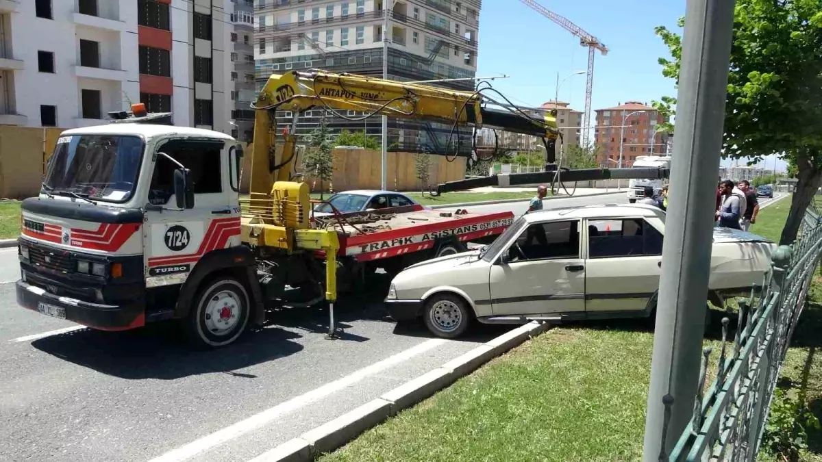 Malatya\'da Trafik Kazası: Yaralı Yok