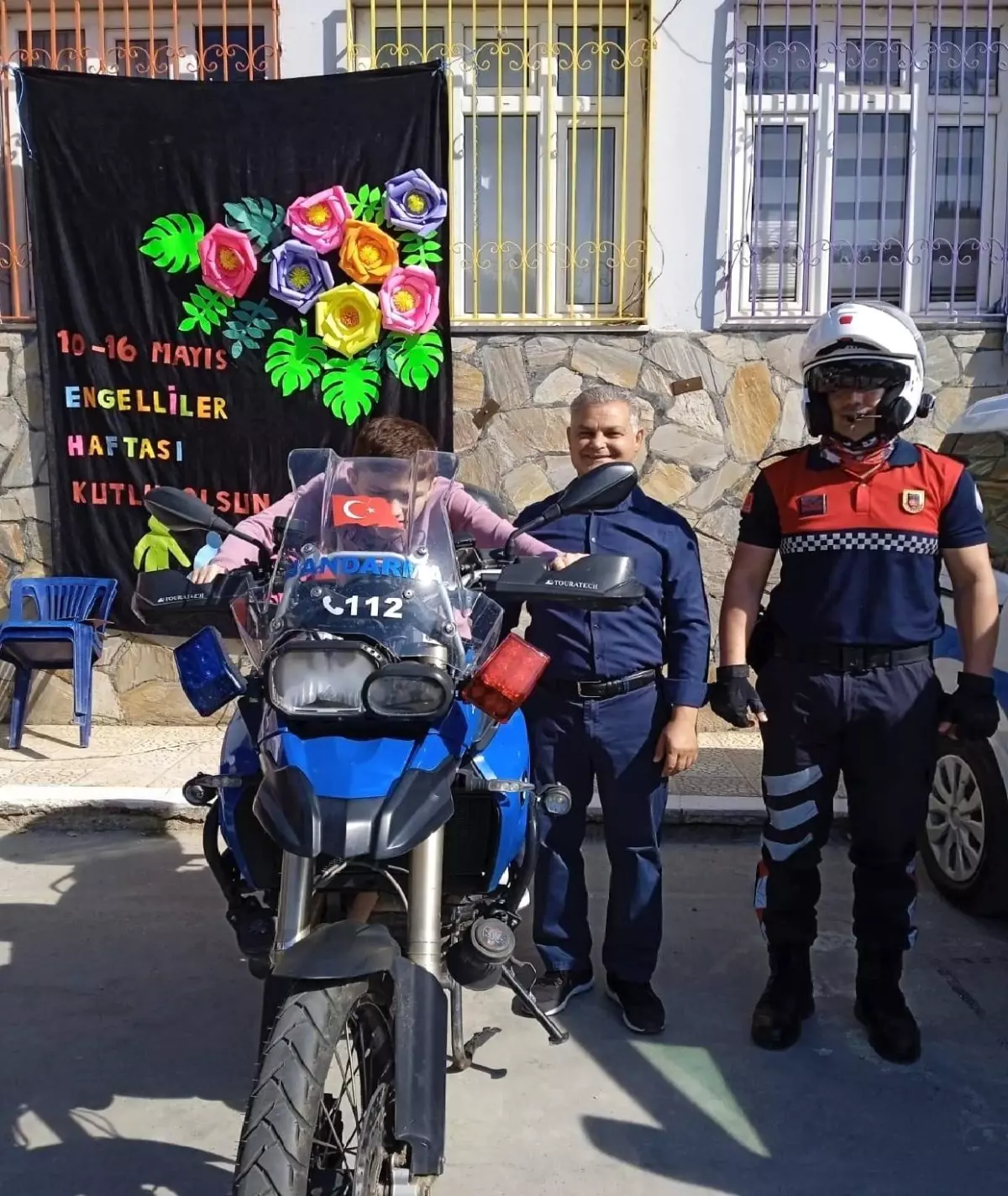 Jandarma Öğrencilere Tanıtıldı