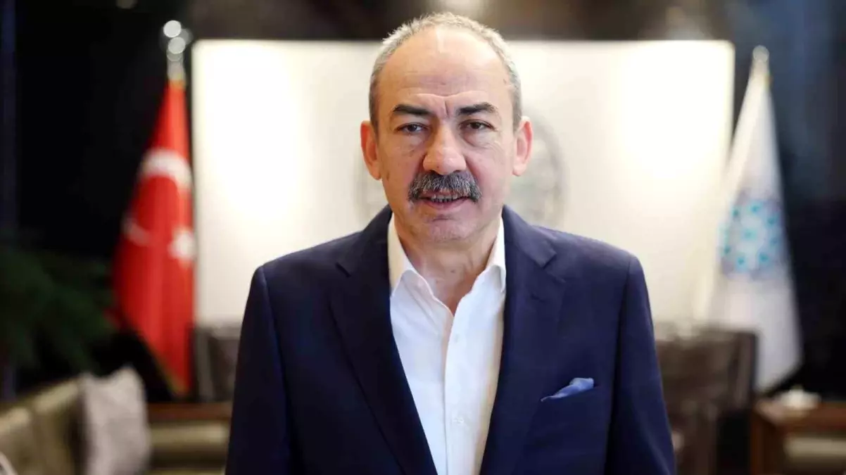 Başkan Gülsoy: "19 Mayıs, kurtuluş mücadelemizin ve bağımsız Türkiye\'nin başlangıcıdır"