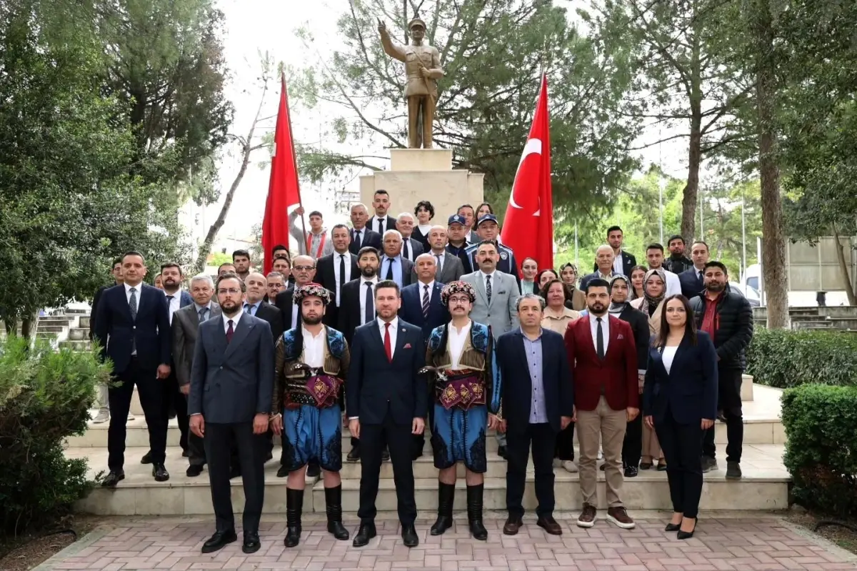 Tavas\'ta Zeybekler Günü Coşkuyla Kutlandı
