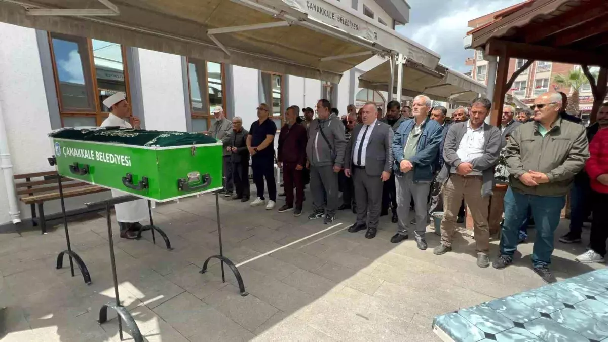 Çanakkale\'de Eşini Vuran Zeynep Zan Defnedildi